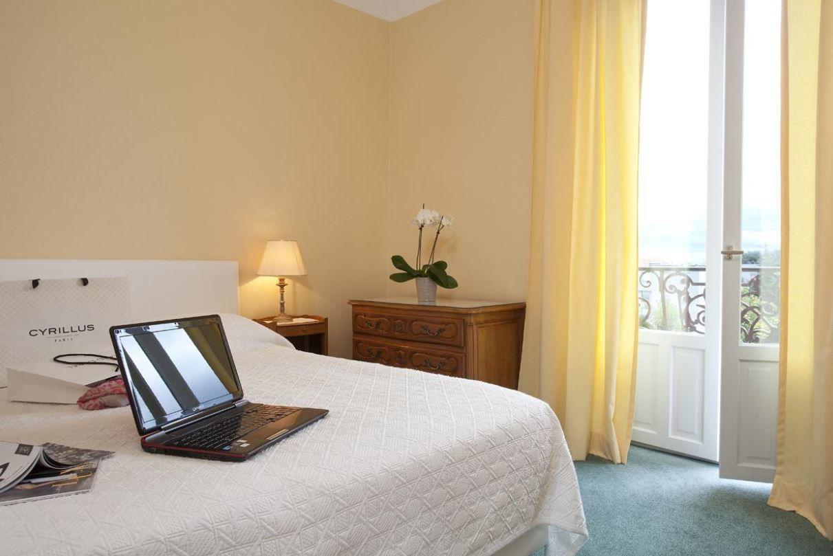 Logis Hotel Royal Saint-Mart Royat Buitenkant foto