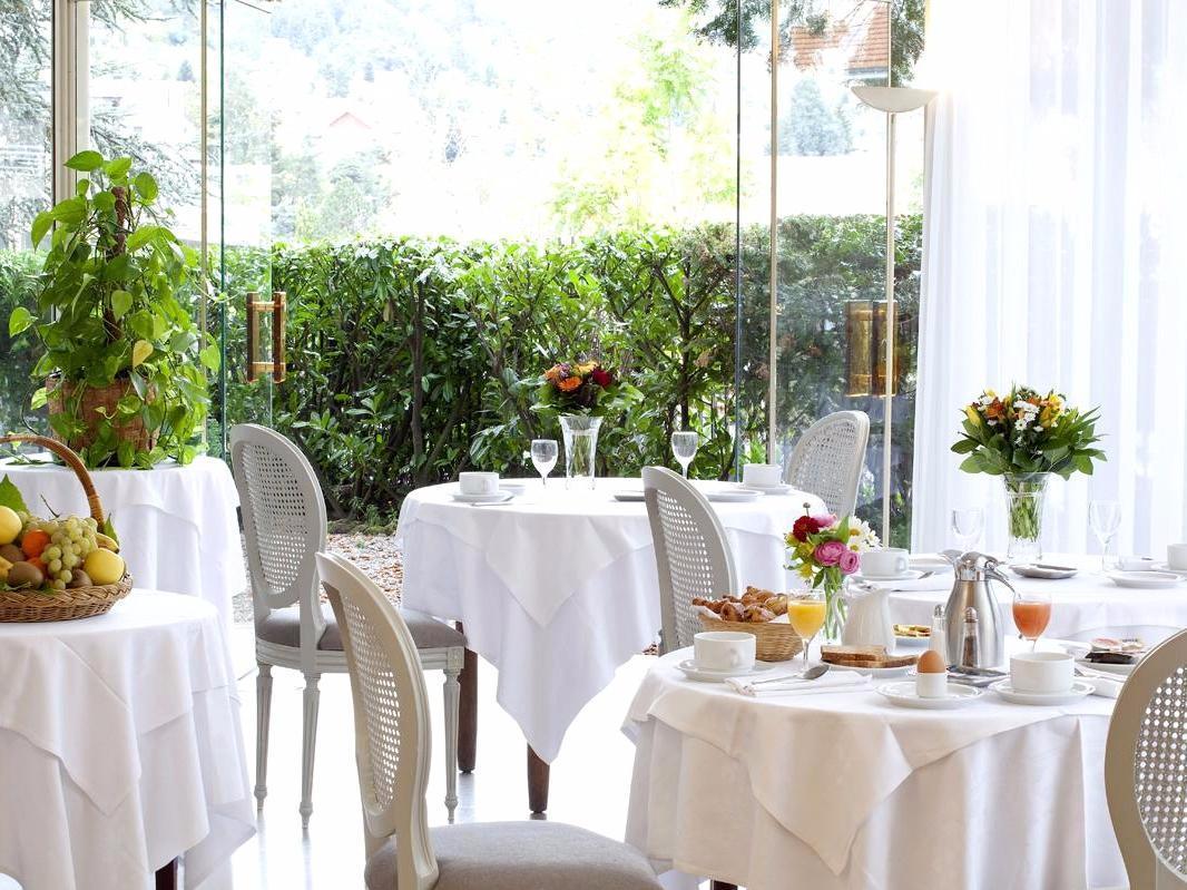 Logis Hotel Royal Saint-Mart Royat Buitenkant foto