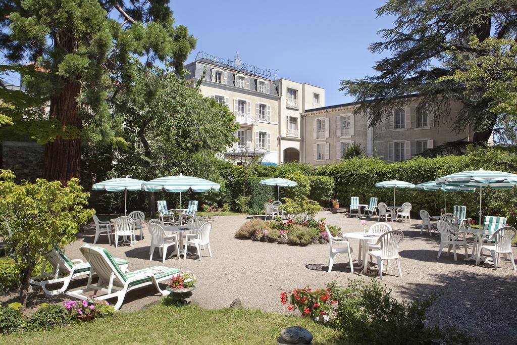 Logis Hotel Royal Saint-Mart Royat Buitenkant foto